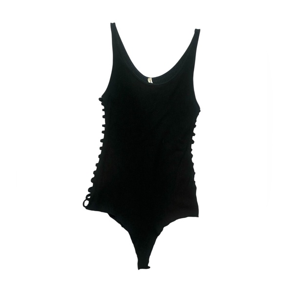 Emma & Sam Tops - NWOT Emma & Sam Black Fitted Bodysuit with side cut out design